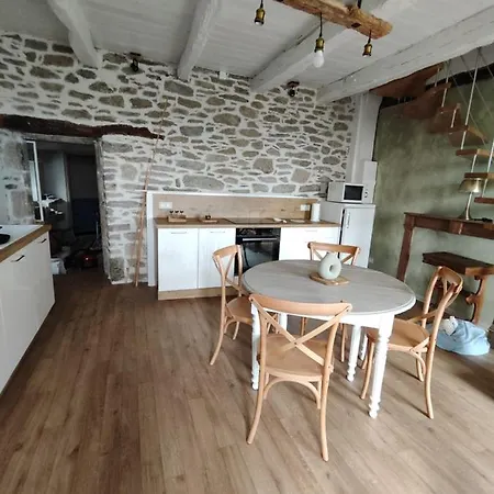 Сasa de vacaciones A La Tour De Peyrebrune *