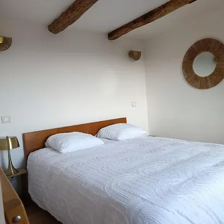 Сasa de vacaciones A La Tour De Peyrebrune