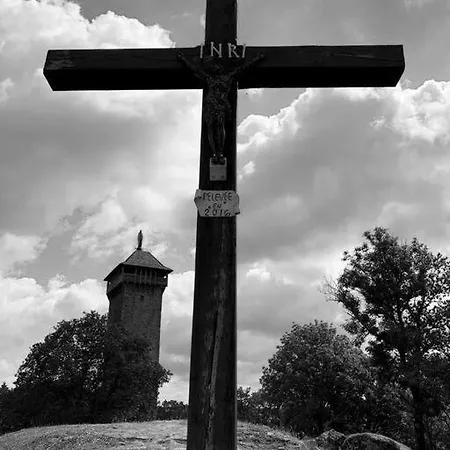 A La Tour De Peyrebrune 別荘